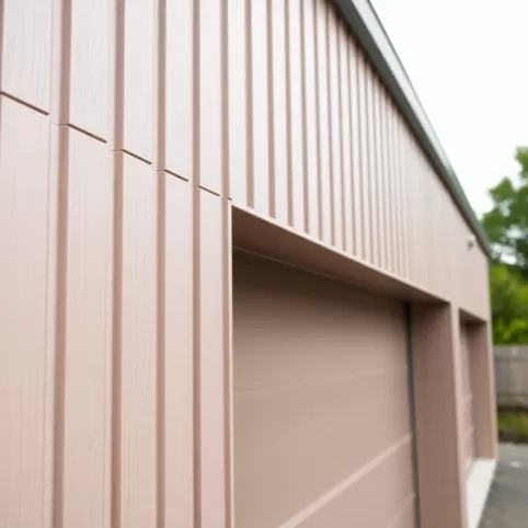 Jaki profil na garaż z plyty warstwowej